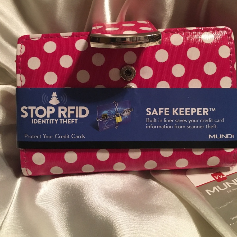 MUNDI S&P INEXER POLKA DOTS WALLET